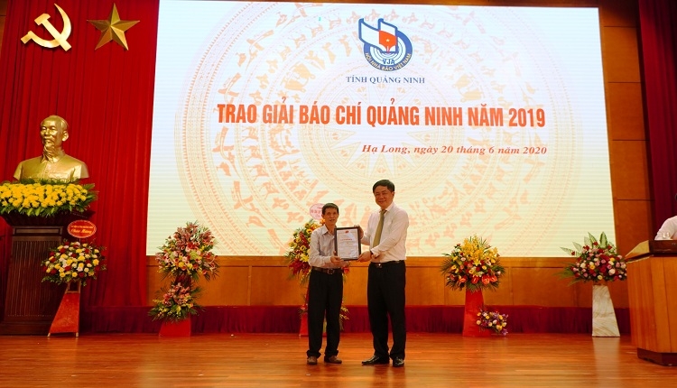 3740 giai bao chi qn 2