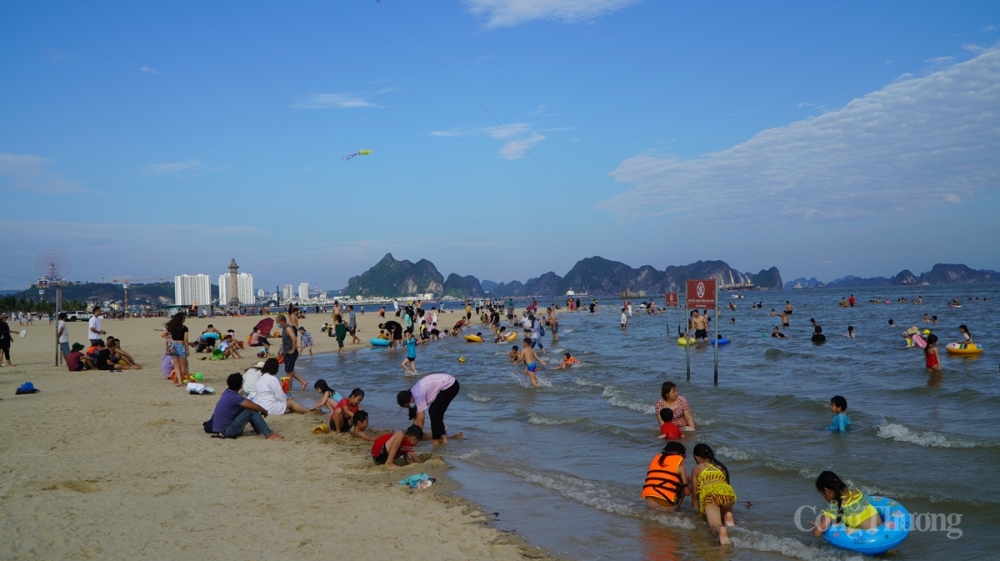 Quảng Ninh đang tích cực thực hiện nhiều giải pháp nhằm sớm khôi phục ngành du lịch Quảng Ninh đang tích cực thực hiện nhiều giải pháp nhằm sớm khôi phục ngành du lịch