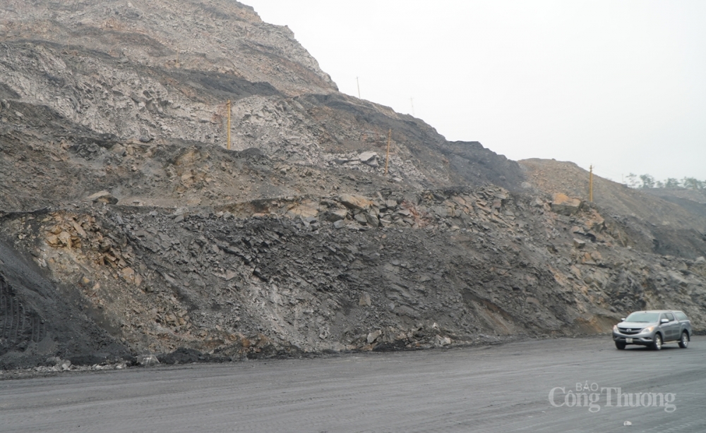 Quảng Ninh dự kiến chấm dứt khai thác đá làm vật liệu xây dựng từ năm 2025 Quảng Ninh dự kiến chấm dứt khai thác đá làm vật liệu xây dựng từ năm 2025