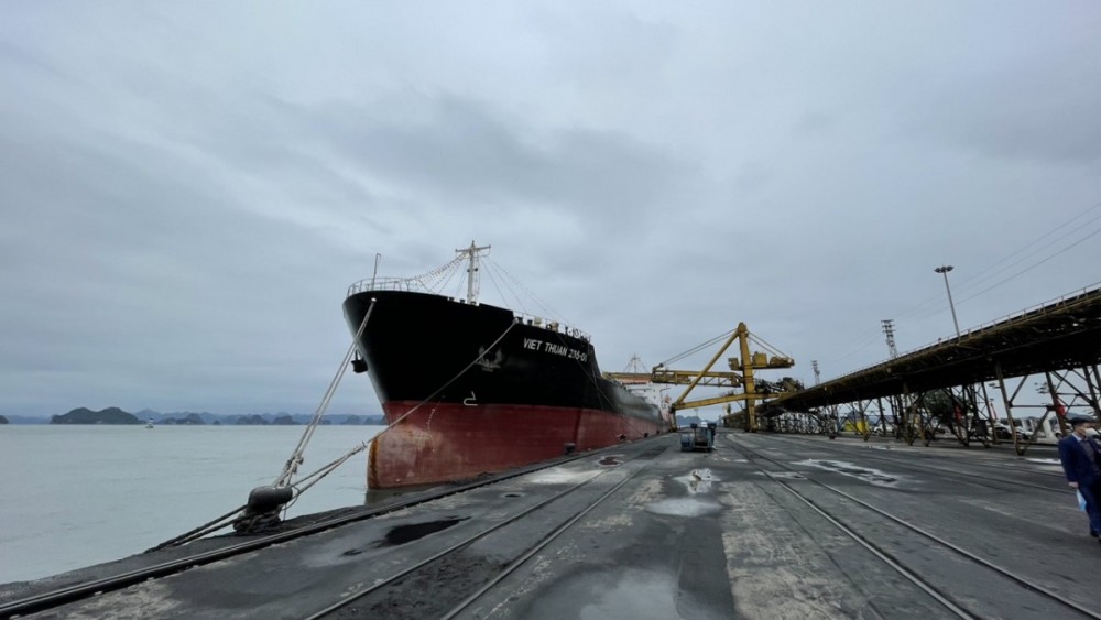 Đóng góp của ngành than chiếm khoảng 1/3 tổng số thu ngân sách của Quảng Ninh trong 6 tháng đầu năm 2022