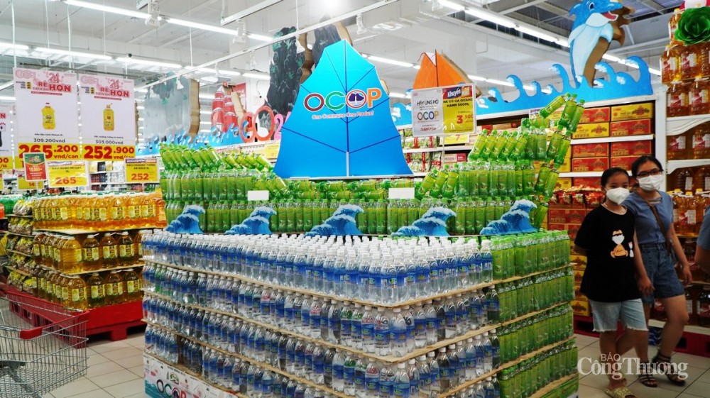 Sản phẩm nước khoáng Quang Hanh hiện đã được bán tại nhiều siêu thị, cửa hàng, trung tâm thương mại trong cả nước