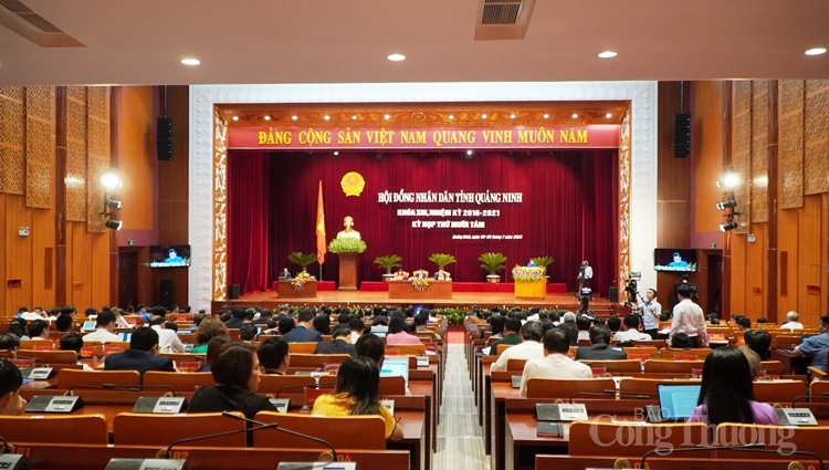 2045 hoi dong nhan dan tinh quang ninh 1