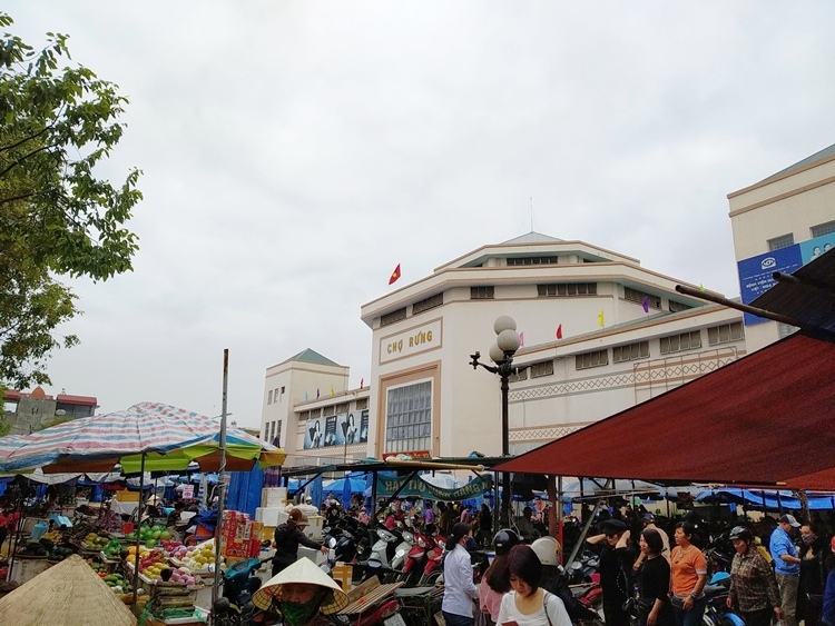 Một góc chợ Rừng thuộc thị xã Quảng Yên, tỉnh Quảng Ninh 3554 cho rung thi xa quang yen