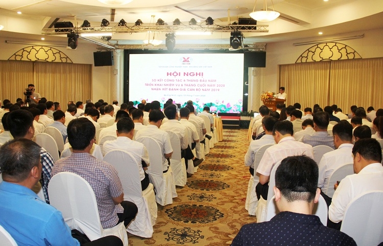 TKV phấn đấu 9 tháng đầu năm hoàn thành 70% kế hoạch năm về mặt sản lượng và hoàn thành các chỉ tiêu kế hoạch sản xuất kinh doanh cả năm 2020 5440 hoi nghi tkv