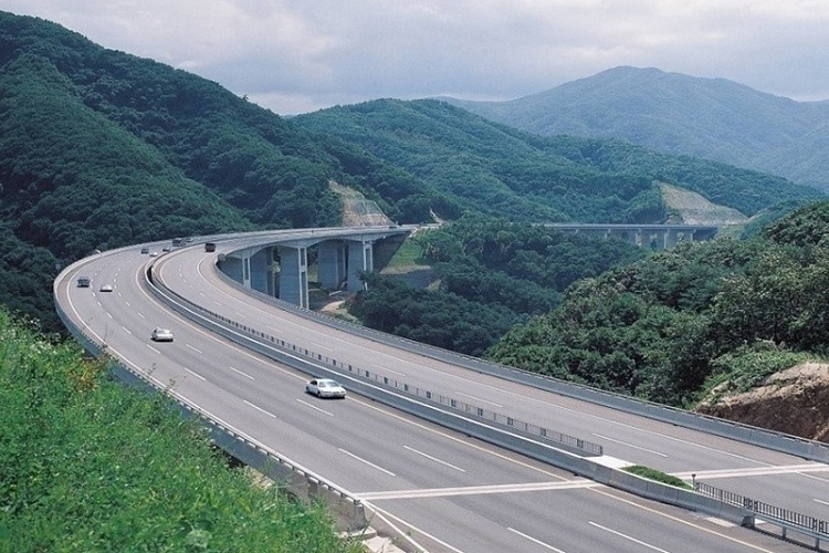 1639 cao toc van don mong cai