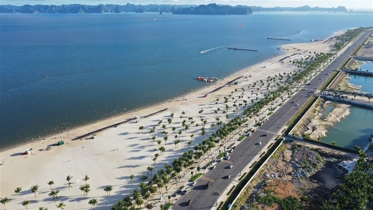 5637 du lich ha long sunworld 3