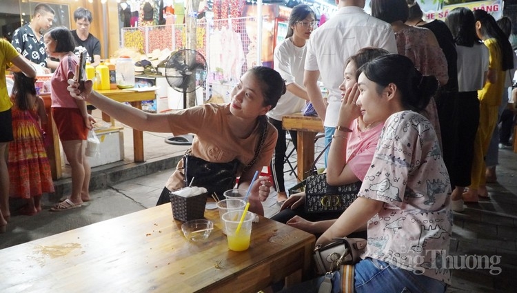 5201 le hoi am thuc 9