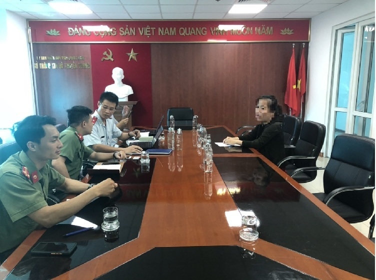 1243 xu phat facebook