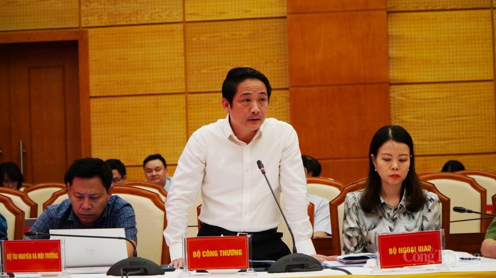 Quảng Ninh cần tiếp tục thúc đẩy liên kết vùng để tạo không gian phát triển mới Quảng Ninh cần tiếp tục thúc đẩy liên kết vùng để tạo không gian phát triển mới