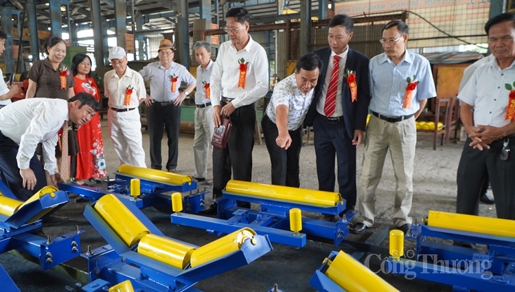 2215 cong ty cp co khi hon gai 1