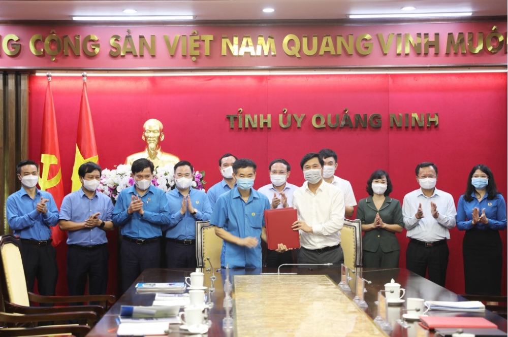 Tổng Liên đoàn Lao động Việt Nam và UBND tỉnh Quảng Ninh đã ký kết quy chế phối hợp Tổng Liên đoàn Lao động Việt Nam và UBND tỉnh Quảng Ninh đã ký kết quy chế phối hợp