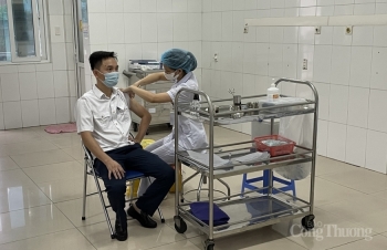 Quảng Ninh: Hàng nghìn lao động ngành du lịch đã được tiêm vắc xin phòng Covid-19