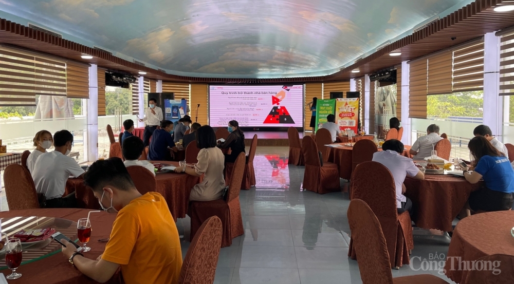 Nhiều buổi tập huấn, hướng dẫn và kết nối doanh nghiệp với các sàn thương mại điện tử uy tín được Sở Công Thương Quảng Ninh tổ chức Nhiều buổi tập huấn, hướng dẫn và kết nối doanh nghiệp với các sàn thương mại điện tử uy tín được Sở Công Thương Quảng Ninh tổ chức