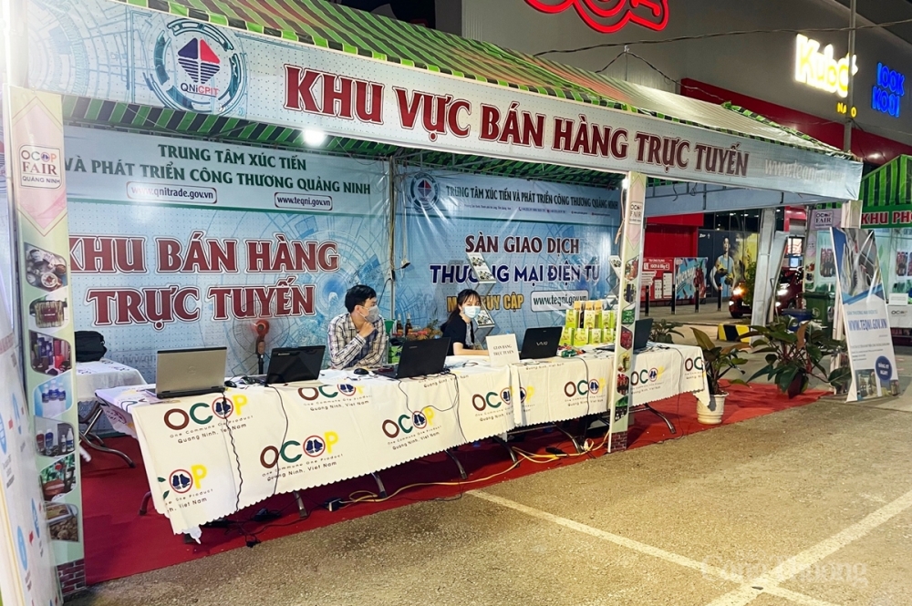 Hoạt động xúc tiến thương mại được quan tâm, đặc biệt là thương mại điện tử Hoạt động xúc tiến thương mại được quan tâm, đặc biệt là thương mại điện tử