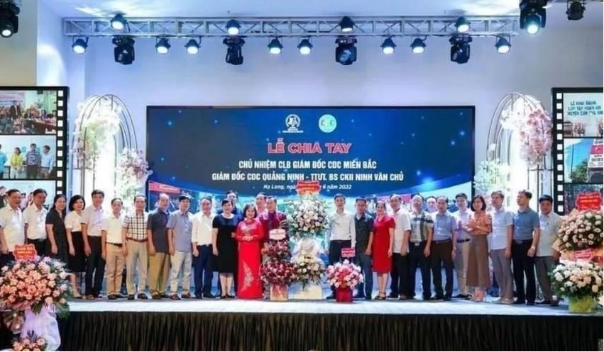 Tiệc chia tay của nguyên Giám đốc CDC Quảng Ninh Tiệc chia tay của nguyên Giám đốc CDC Quảng Ninh