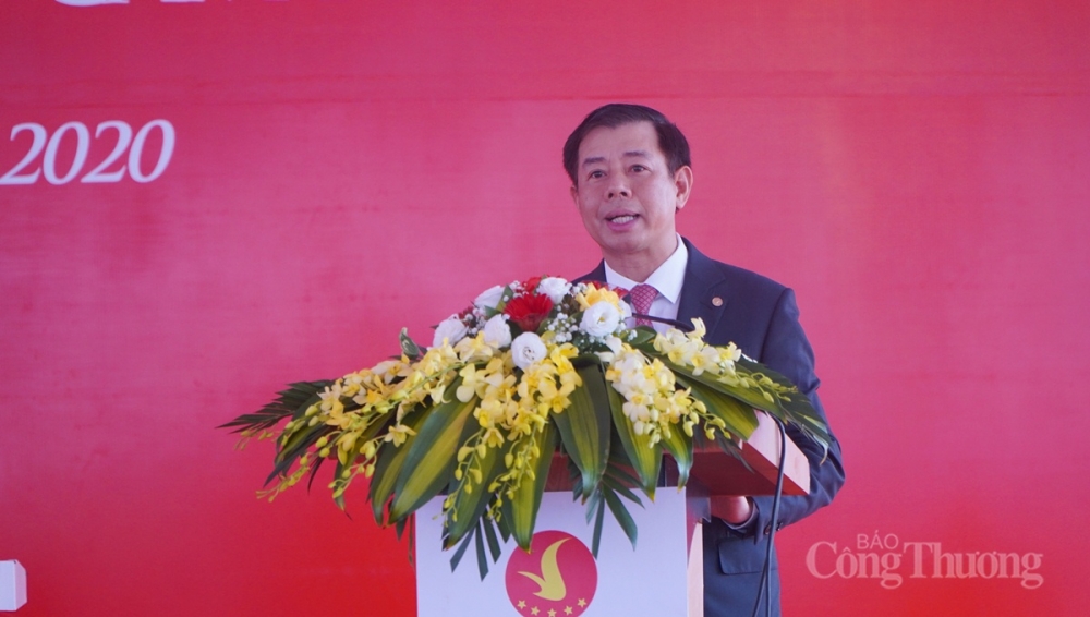 ông Nguyễn Việt Quang – Phó Chủ tịch Hội đồng quản trị kiêm Tổng giám đốc Tập đoàn Vingroup cho biết: “Tập đoàn Vingroup sẽ tận dụng những lợi thế để tổ chức không gian cảnh quan đẹp, hiện đại, phù hợp với địa hình trong khu vực, tạo nên một trung tâm kinh tế - du lịch tiêu chuẩn quốc tế