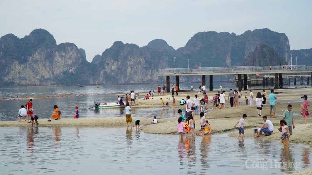 Các bãi tắm công cộng trên địa bàn TP.Hạ Long đã được mở cửa trở lại từ ngày 9/9 Các bãi tắm công cộng trên địa bàn TP.Hạ Long đã được mở cửa trở lại từ ngày 9/9