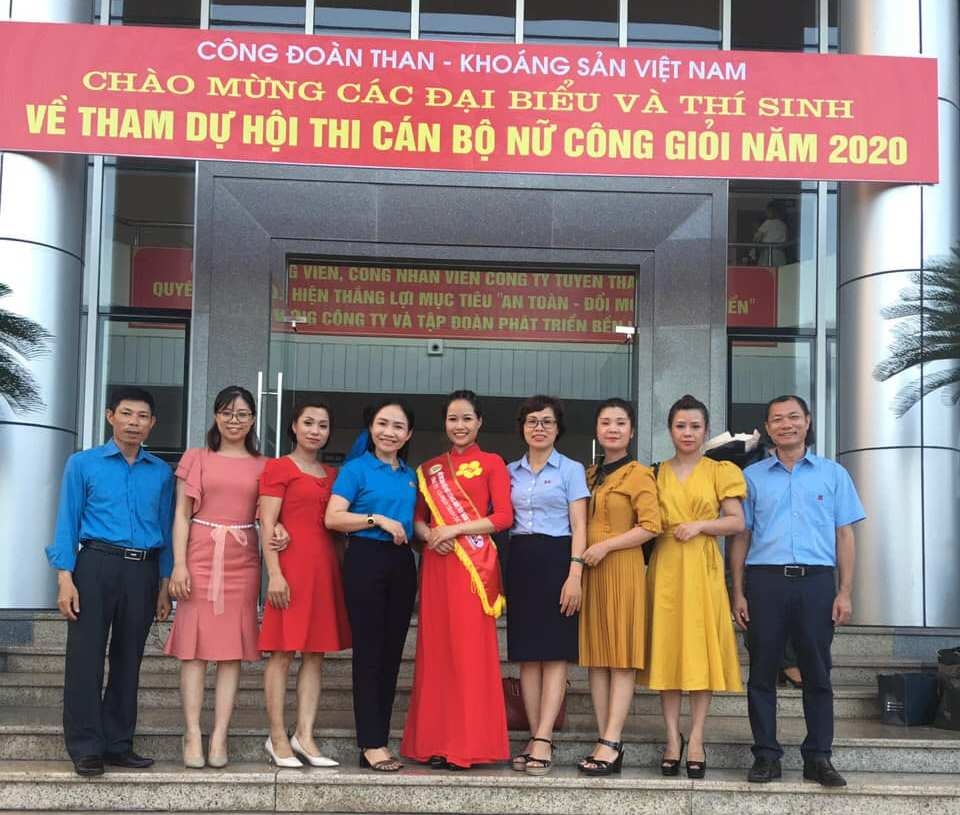 3217-nu-cong-than-coc-sau-1