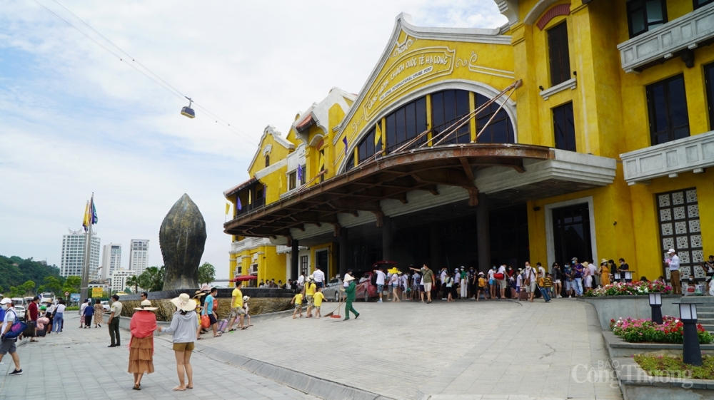 Quảng Ninh đang nỗ lực xây dựng các điểm đến du lịch an toàn