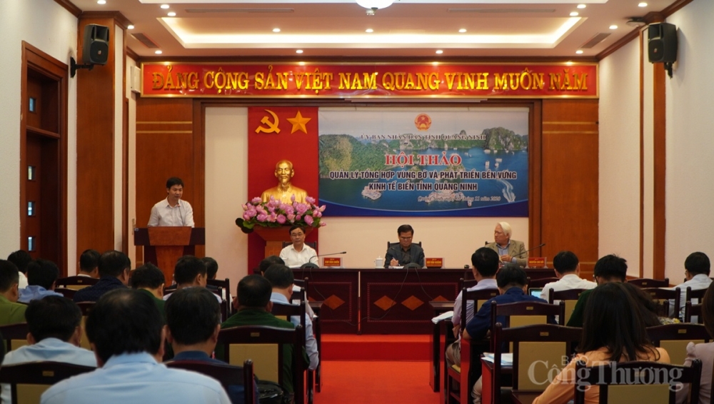 Các đại biểu đã thảo luận định hướng phát triển du lịch bền vững, giải pháp phát triển thủy sản, vai trò của các khu kinh tế ven biển trong phát triển bền vững kinh tế biển trên địa bàn tỉnh 2833-kinh-te-bien-quang-ninh-2