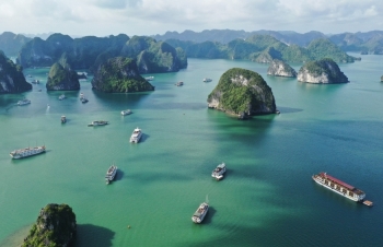 Quảng Ninh đón nhận nhiều giải thưởng du lịch thế giới