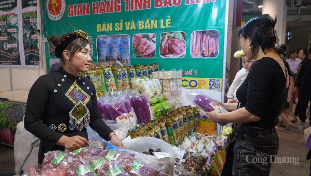 hoạt động thiết thực hỗ trợ các doanh nghiệp phục hồi hoạt động sản xuất kinh doanh sau thời gian dài phòng, chống dịch bệnh và giãn cách xã hội