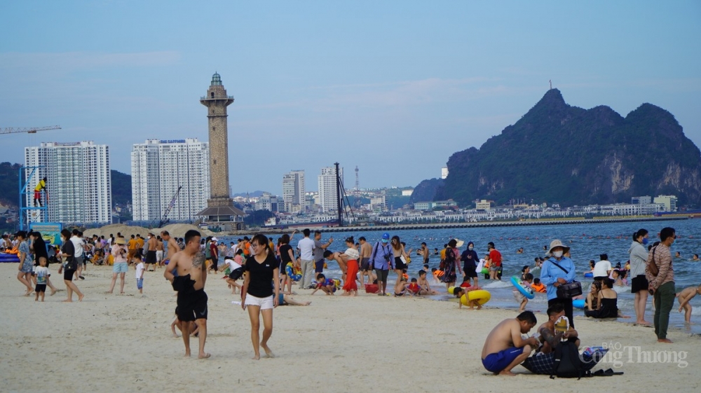 Du lịch biển và các điểm đến sinh thái đặc biệt là du lịch chăm sóc sức khỏe sẽ là thị trường du lịch tiềm năng thời kỳ dịch bệnh COVID-19 Du lịch biển và các điểm đến sinh thái đặc biệt là du lịch chăm sóc sức khỏe sẽ là thị trường du lịch tiềm năng thời kỳ dịch bệnh COVID-19