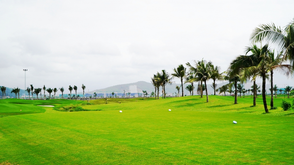 Ngày càng có thêm nhiều điểm du lịch sang trọng, hấp dẫn du khách được xây dựng Quảng Ninh Ngày càng có thêm nhiều điểm du lịch sang trọng, hấp dẫn du khách được xây dựng Quảng Ninh