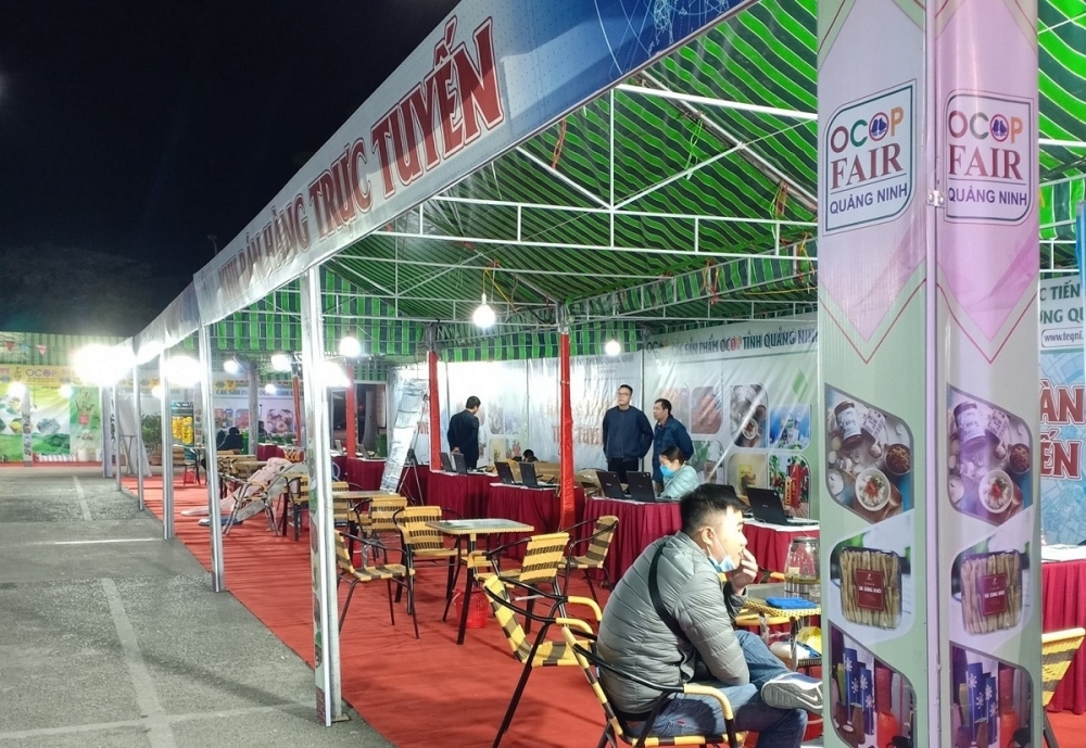 2027-ban-hang-truc-tuyen