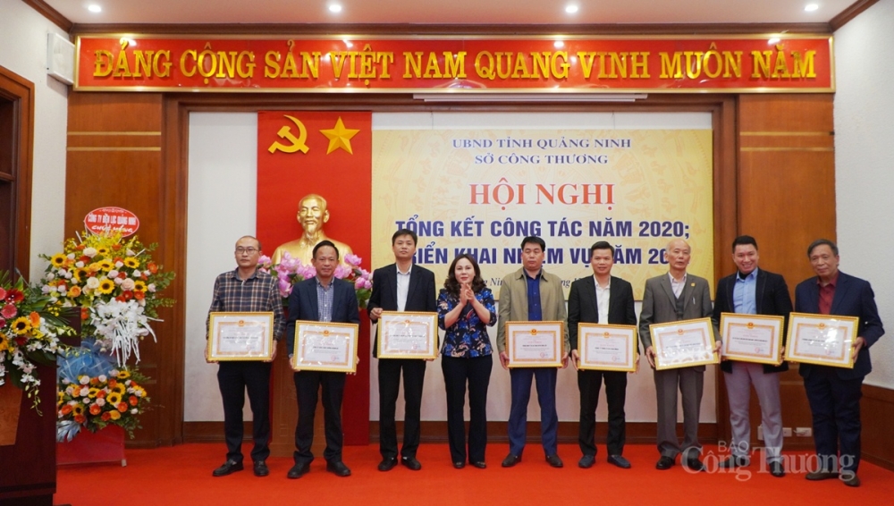 Các đơn vị, doanh nghiệp, cá nhân được nhận giấy khen của Sở Công Thương vì đã có thành tích xuất sắc trong thực hiện nhiệm vụ năm 2020