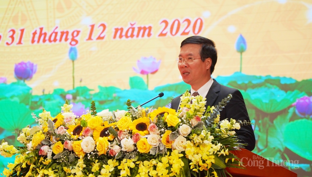 Trưởng Ban Tuyên giáo trung ương Võ Văn Thưởng phát biểu kết luận Hội nghị toàn quốc tổng kết công tác tuyên giáo tại Quảng Ninh