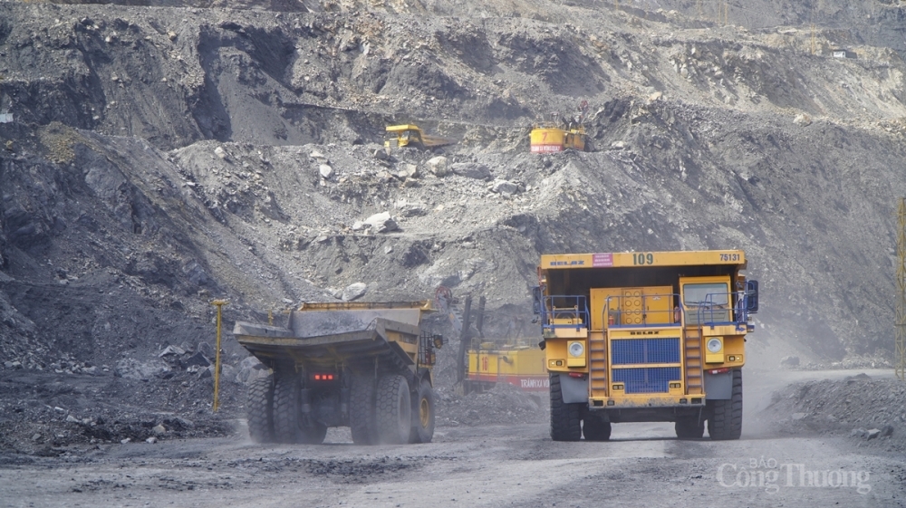 Doanh thu dự kiến 2021 của toàn Tập đoàn TKV ước đạt 128,6 nghìn tỷ đồng Doanh thu dự kiến 2021 của toàn Tập đoàn TKV ước đạt 128,6 nghìn tỷ đồng