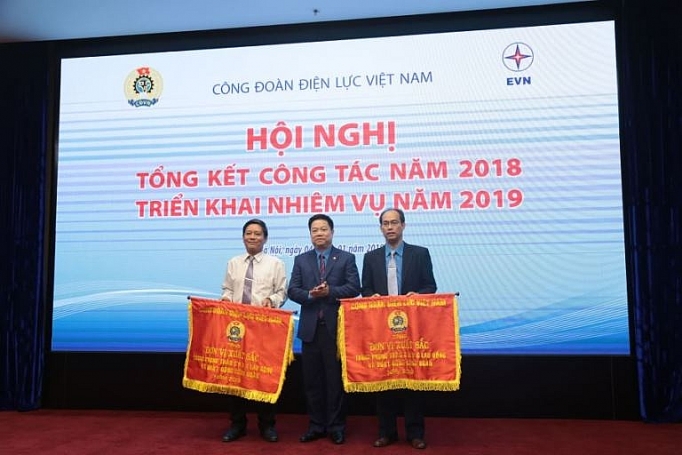 Công đoàn Điện lực Việt Nam: Nâng cao chất lượng hoạt động công đoàn cơ sở cong doan dien luc viet nam nang cao chat luong hoat dong cong doan co so