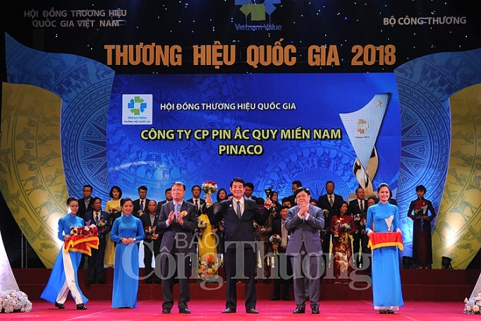 Vinh danh 97 doanh nghiệp có sản phẩm đạt Thương hiệu quốc gia 2018 vinh danh 97 doanh nghiep co san pham dat thuong hieu quoc gia 2018