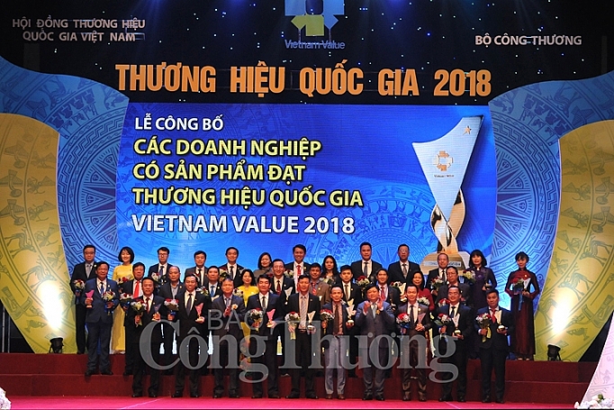 Vinh danh 97 doanh nghiệp có sản phẩm đạt Thương hiệu quốc gia 2018 vinh danh 97 doanh nghiep co san pham dat thuong hieu quoc gia 2018