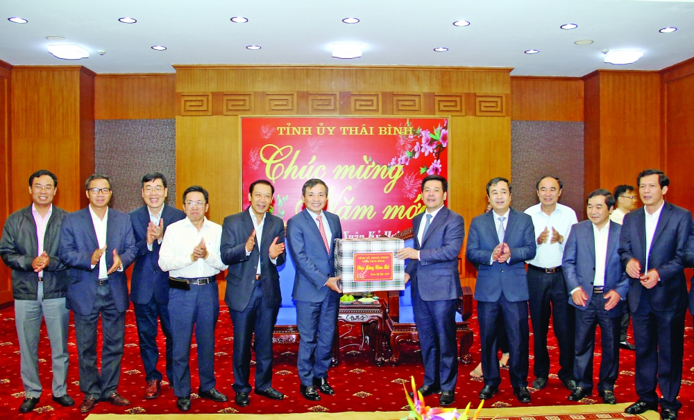 PV Gas, Thai Binh cooperate for mutual development pv gas thai binh cooperate for mutual development