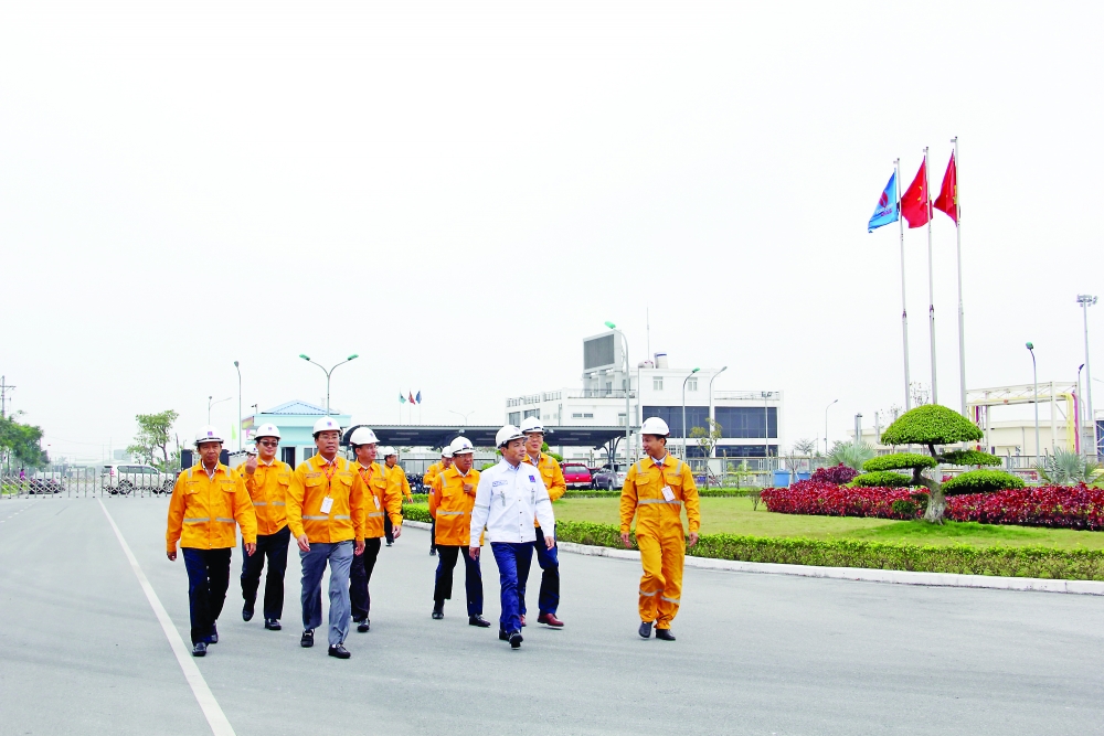 PV Gas, Thai Binh cooperate for mutual development pv gas thai binh cooperate for mutual development
