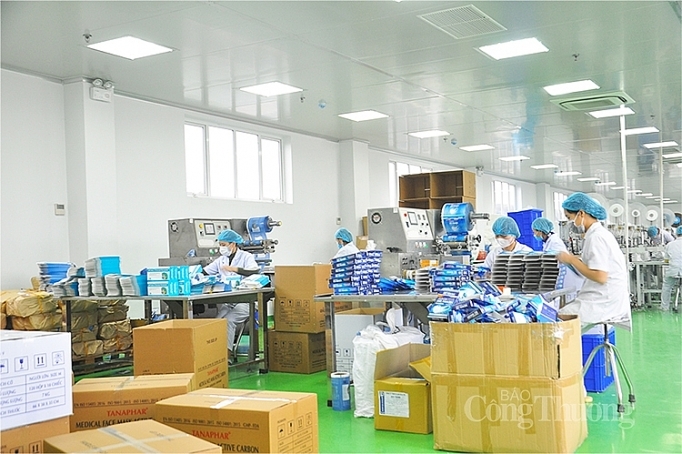 Vietnam gives medical equipment to Laos, Cambodia vietnam gives medical equipment to laos cambodia