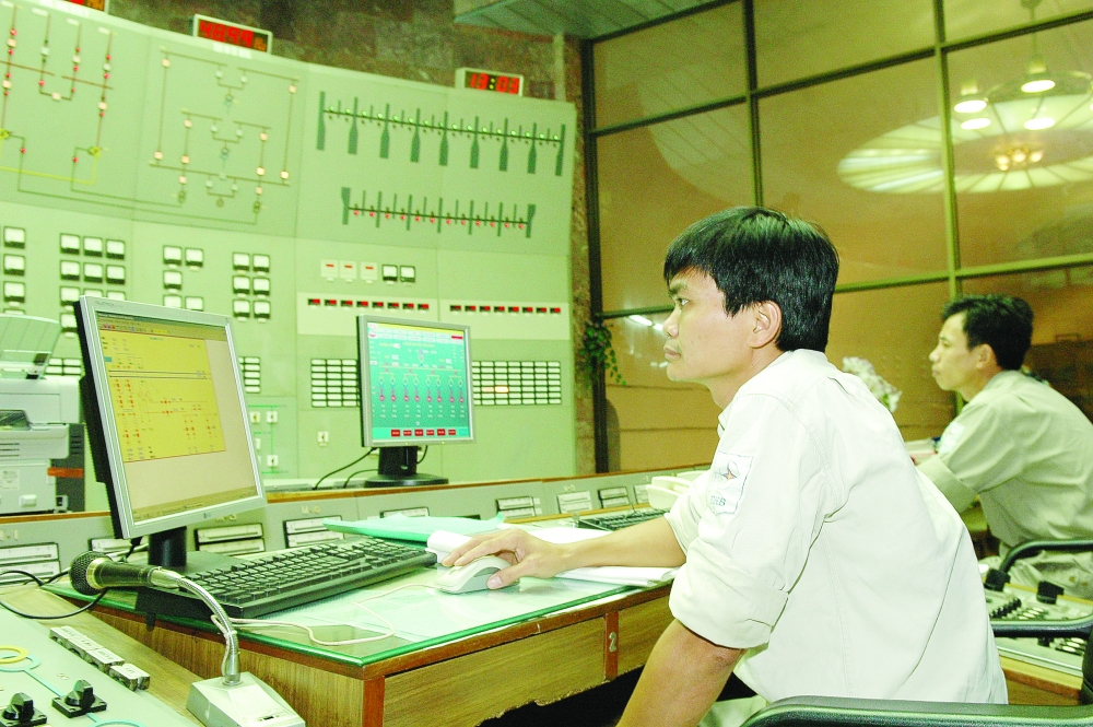 evn gives measures to overcome lagging power supply projects