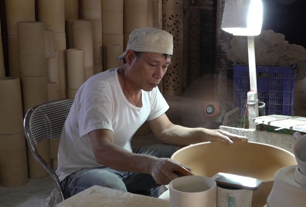 Bat Trang pottery: Industry 4.0 takes 700-year history into the future industry 40 takes 700 year history into the future