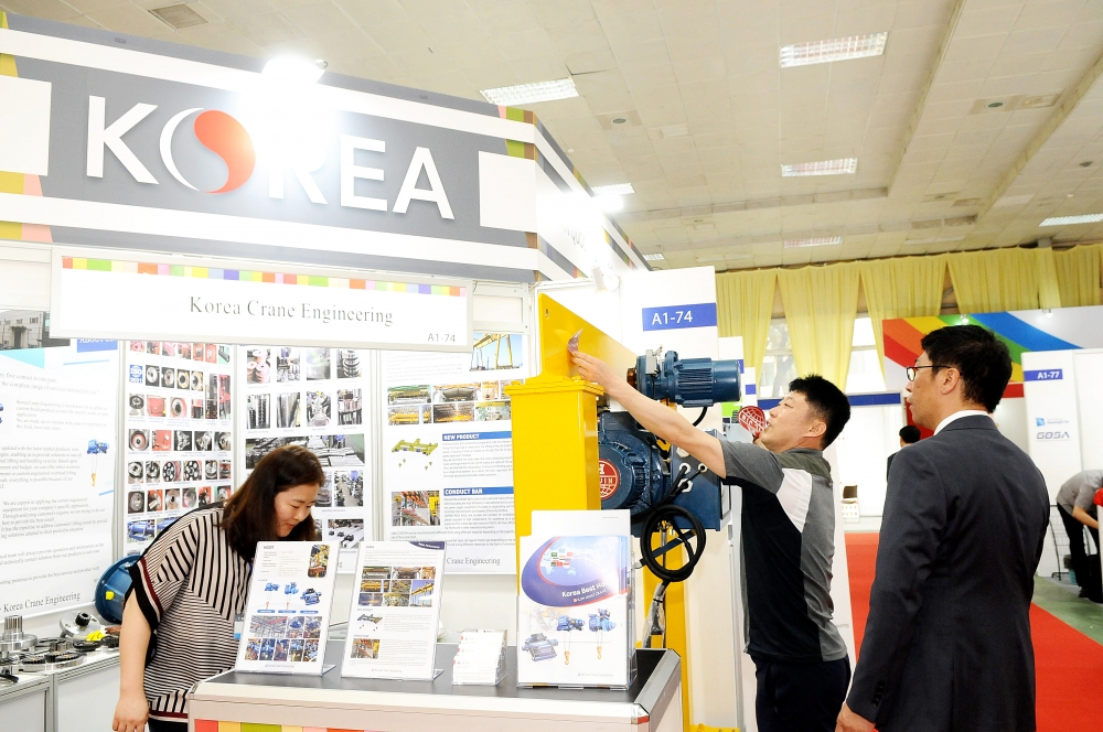 rok ranks first on list of foreign investors in vietnam