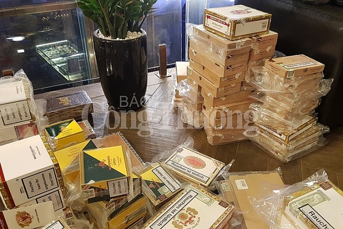Hà Nội thu giữ hàng nghìn điếu xì gà không rõ nguồn gốc ha noi thu giu hang nghin dieu xi ga khong ro nguon goc