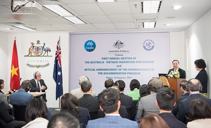 australia ho tro viet nam 10 trieu aud cho doi moi sang tao