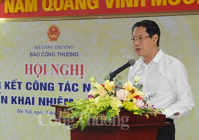 bao cong thuong phat huy vai tro la tieng noi cua nganh cong thuong