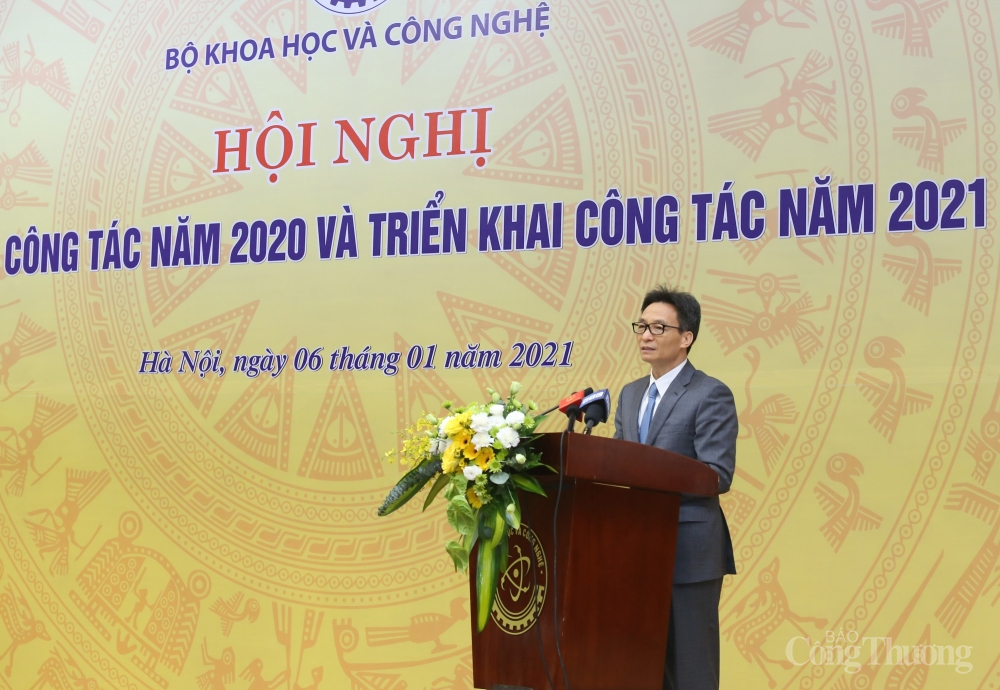 Đưa khoa học công nghệ trở thành động lực chính của tăng trưởng kinh tế Đưa khoa học công nghệ trở thành động lực chính của tăng trưởng kinh tế