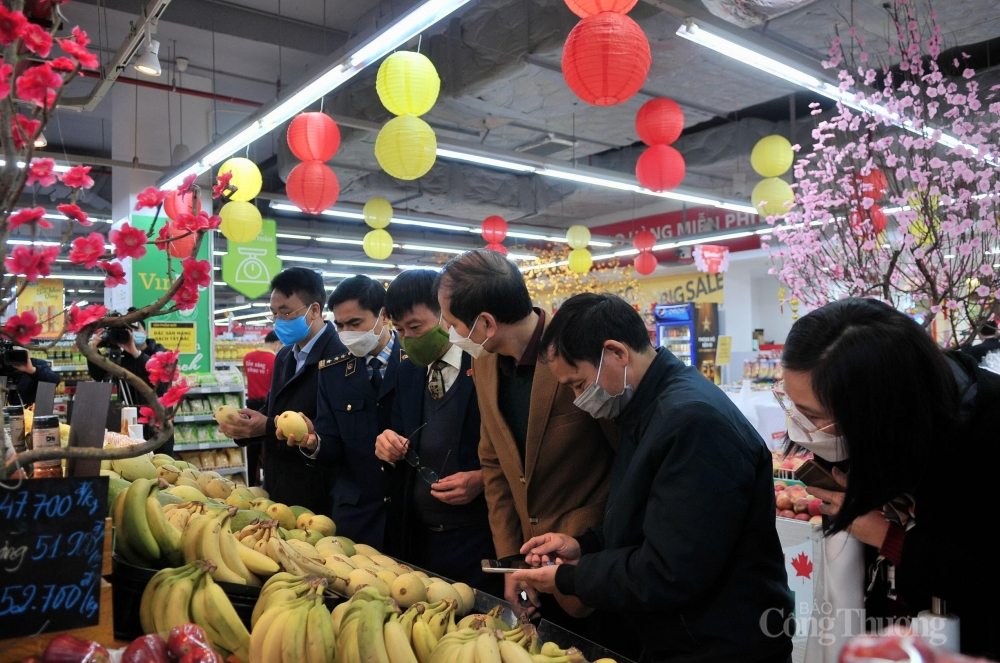 Tuyên Quang: Bảo đảm an toàn thực phẩm để tăng cường sức khỏe, phòng chống dịch bệnh Tuyên Quang: Bảo đảm an toàn thực phẩm để tăng cường sức khỏe, phòng chống dịch bệnh