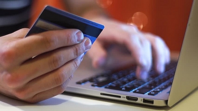 Miễn, giảm phí giao dịch các dịch vụ công, chuyển tiền liên ngân hàng mien giam phi giao dich cac dich vu cong chuyen tien lien ngan hang