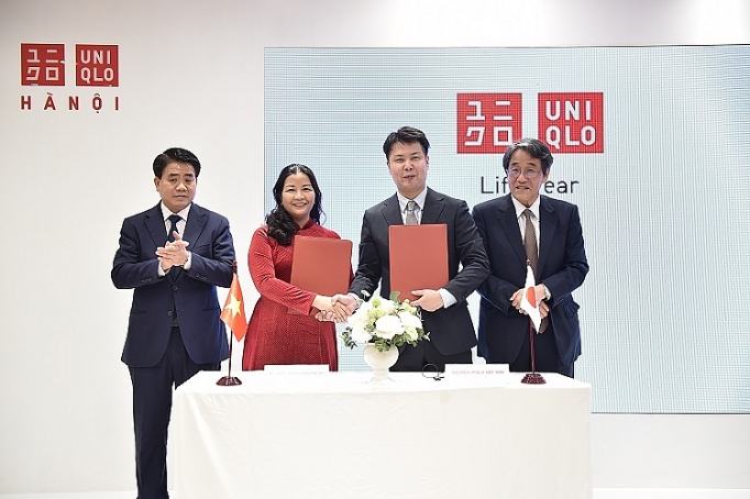 Cửa hàng UNIQLO đầu tiên tại Hà Nội có gì đặc biệt? cua hang uniqlo dau tien tai ha noi co gi dac biet