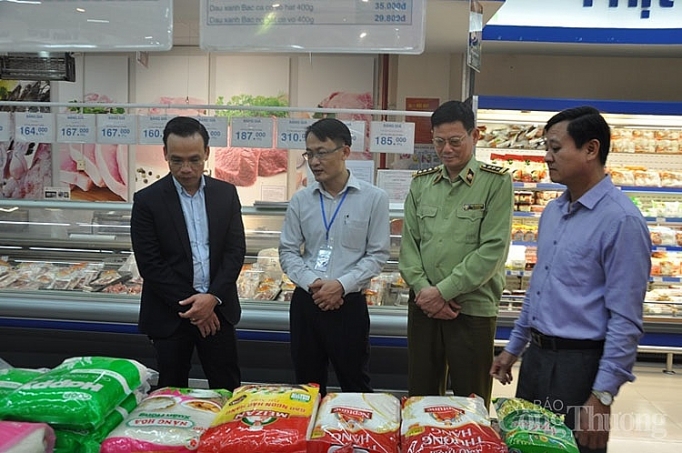 Ứng phó Covid-19: Sẽ không để thiếu các mặt hàng thiết yếu ung pho covid 19 se khong de thieu cac mat hang thiet yeu