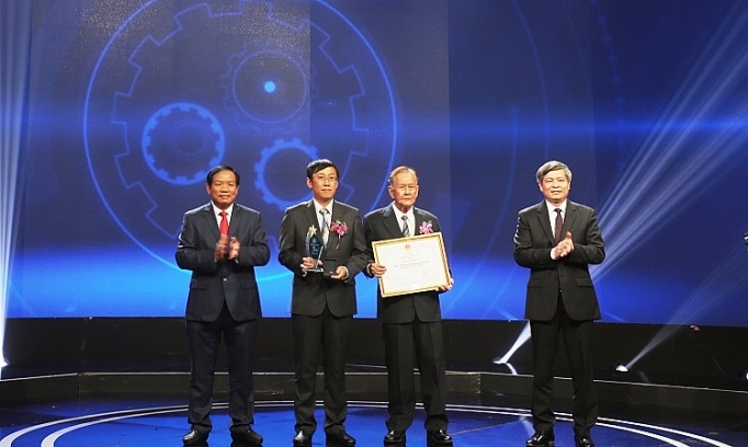 vinh danh 10 sang che xuat sac giup cai thien cuoc song